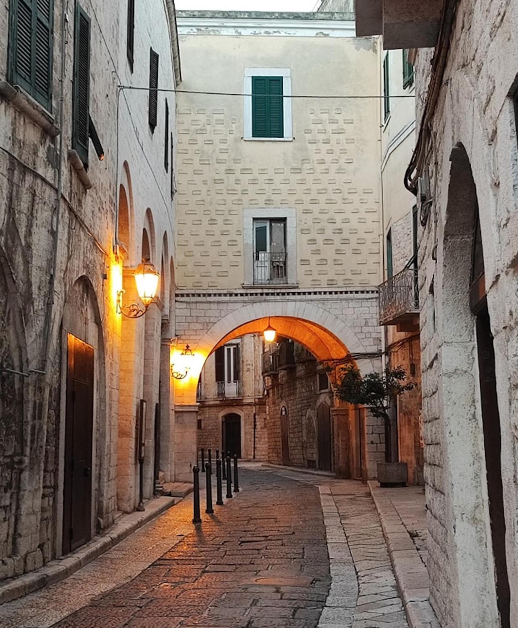 Ognissanti80 Apartment Trani Luaran gambar
